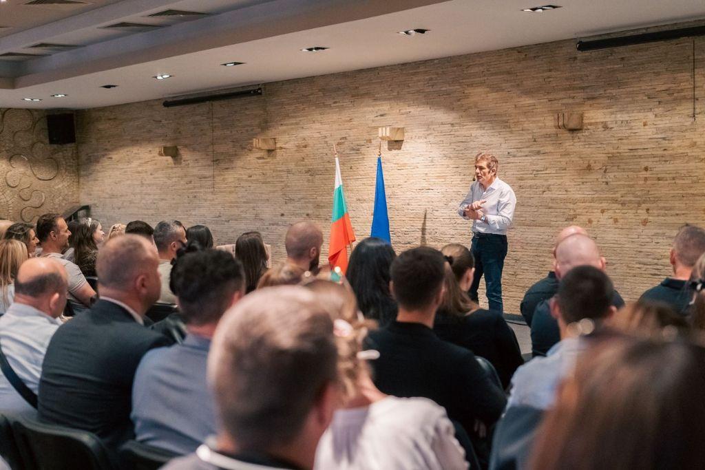 Христо Попов в Парк хотел Санкт Петербург